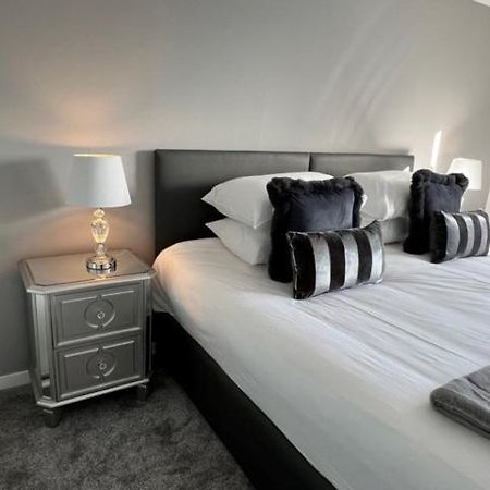 Modern & Spacious 2 Bed Merchant City Apart-High St Glasgow Exteriér fotografie